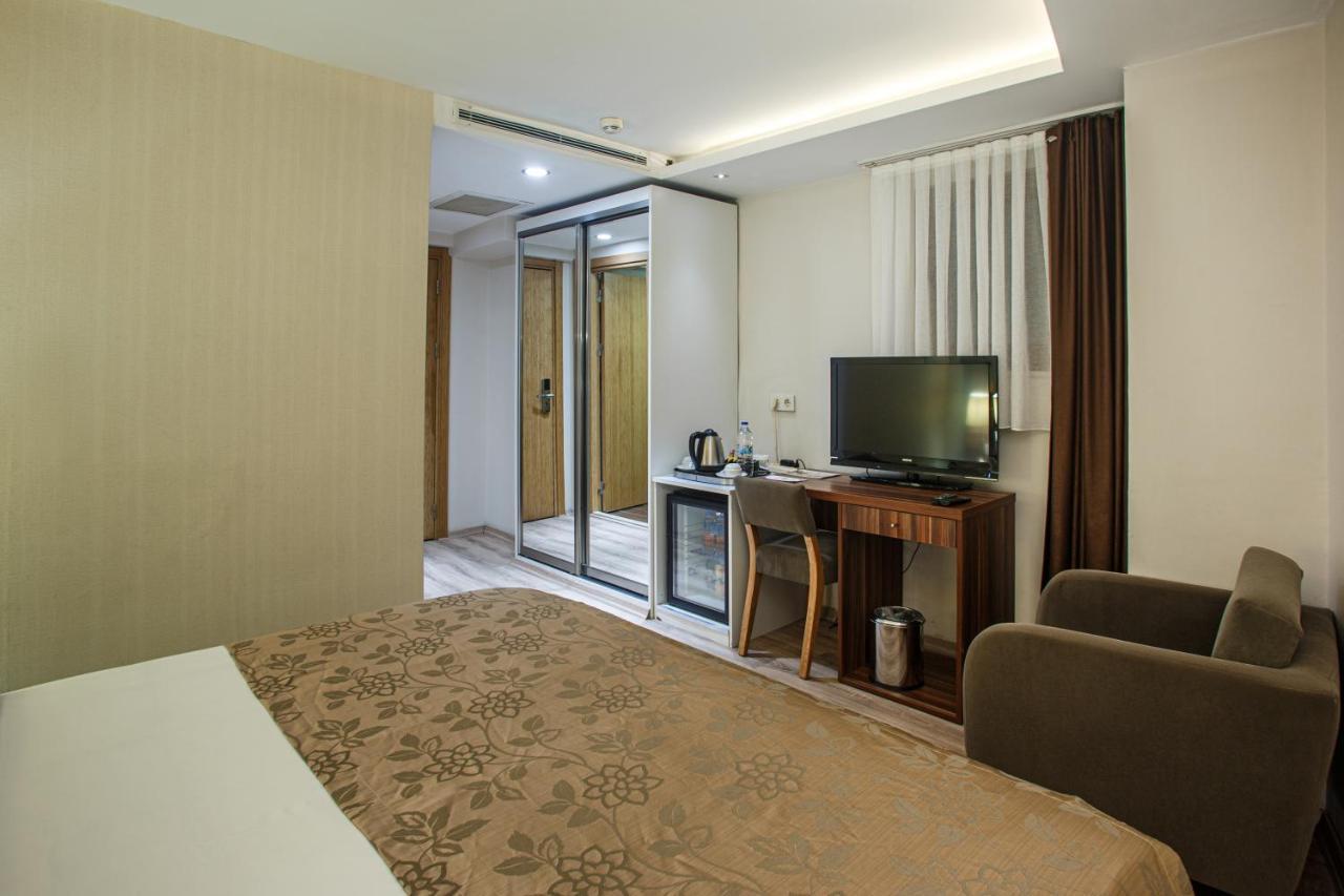 P Galata Hotel - Special Category Стамбул Екстер'єр фото