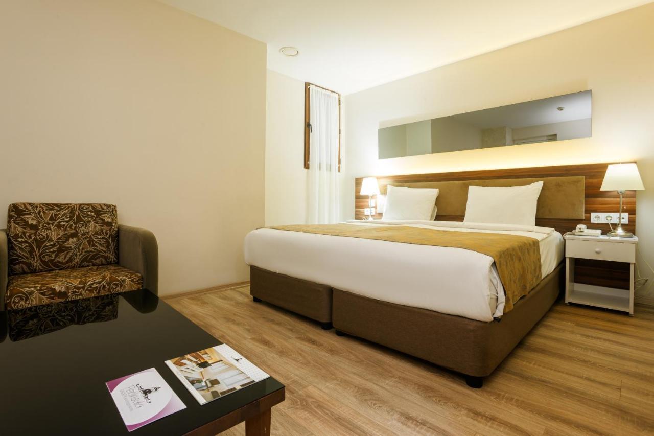 P Galata Hotel - Special Category Стамбул Екстер'єр фото