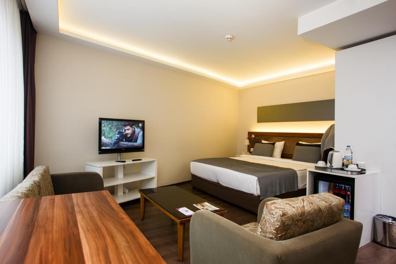 P Galata Hotel - Special Category Стамбул Екстер'єр фото